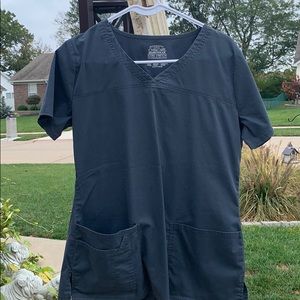Cherokee wear scrub top